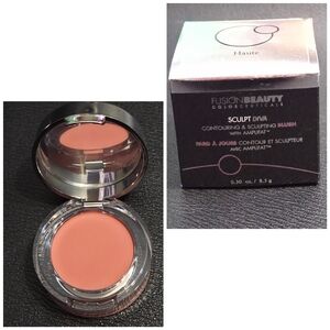 FUSIONBEAUTY Scupt Diva Contour & Sculpting Blush with Amplifat in Haute